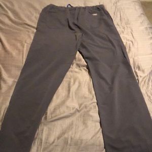 Mens Figs Pisco Pants in Charcoal - Size Large with regular length